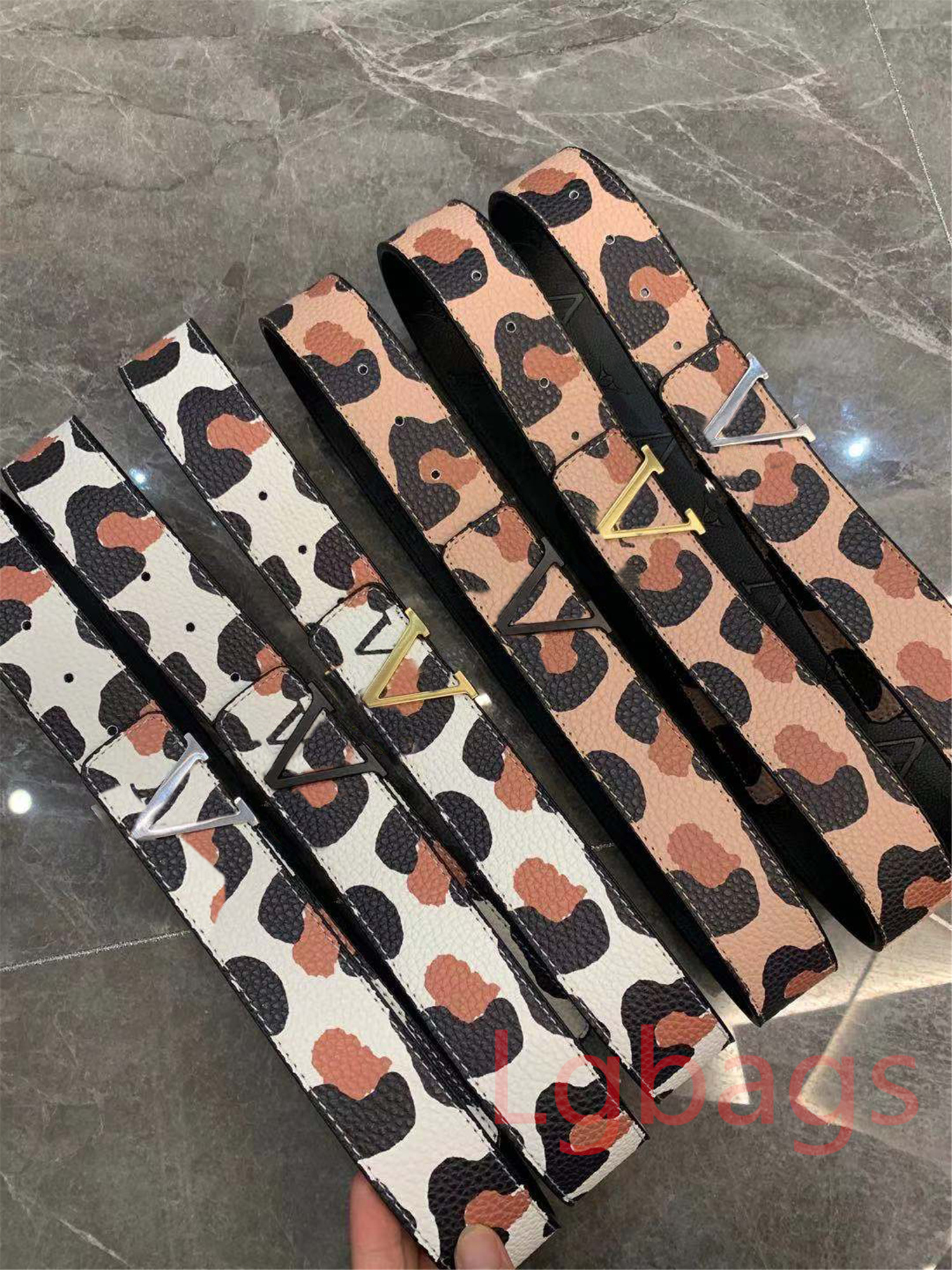 

2022 Luxury Designer Belt Letter Buckle Fashion Genuine Leather Classic Casual Women Belts Men Waistband With Origial Box L001, Gold