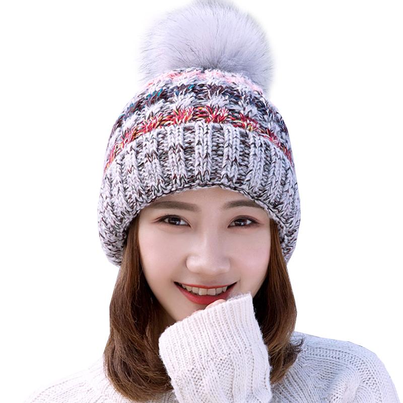 

Womens Cable Knit Bobble Beanies Colorful Stripe Winter Warm Slouchy Pom Pom Ski Hats Breathable Casual Ladies Accessories Cap, Black