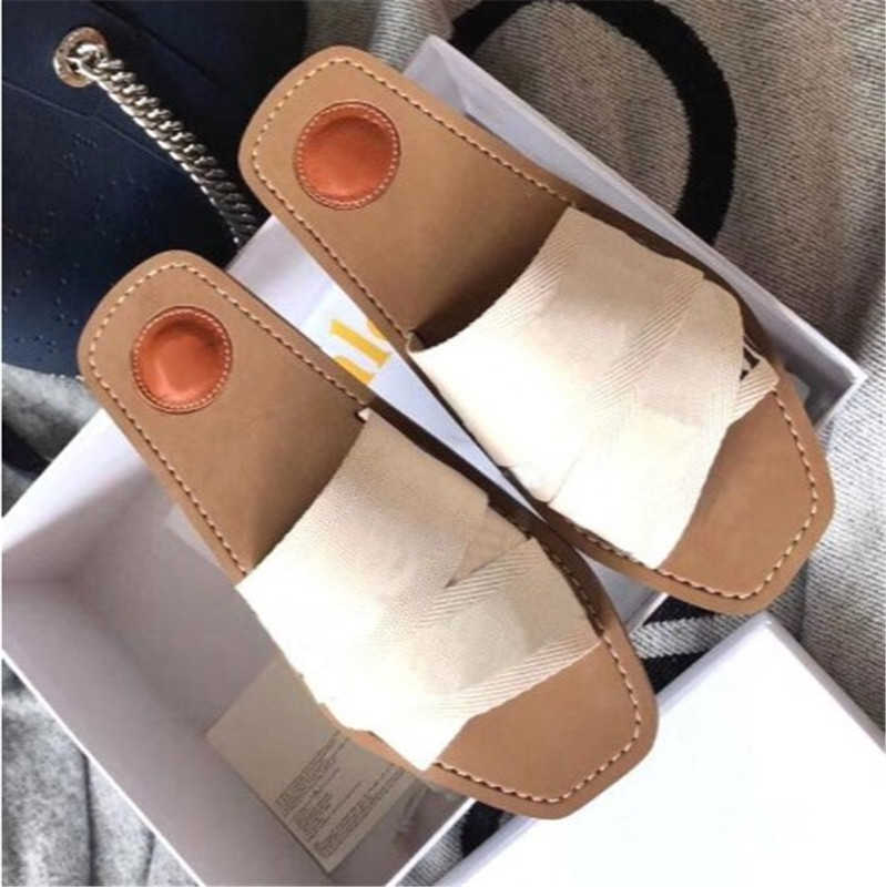 

2021 Newest Branded Women Woody Mules Fflat Slipper Deisgner Lady Lettering Fabric Outdoor Leather Sole Slide Sandal size 35 - 42