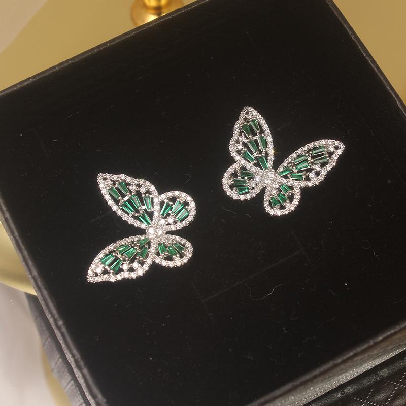 

Shiny Side New Accessories Zirconia Butterfly Stud Earrings for Women Gift Elegant Insect Earrings