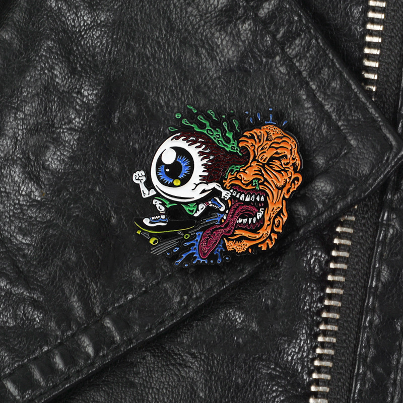 

Creative Fashion Big Eyes Skateboard Metal Enamel Brooch Aspiring Free Soul Badge Pin Fun Trendy Clothing Backpack Jewelry Gift, As picture