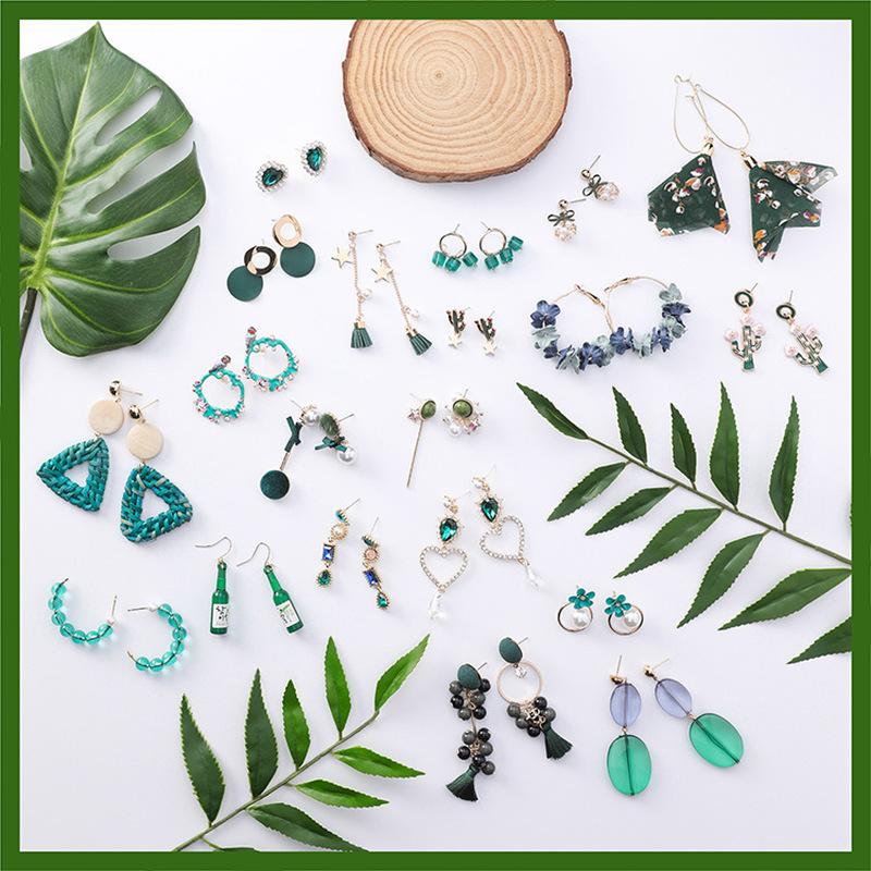 

2020 New Korean Mori Girl Simple Cold Style Earrings Geometry Flowers Cactus Coco Drop Earrings for Women Fashion Accessories