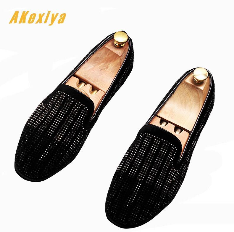 

New Fashion Men British designer shine rhinestone slip-on Dress Shoes Casual Homecoming Wedding Shoes Sapato Social Masculino