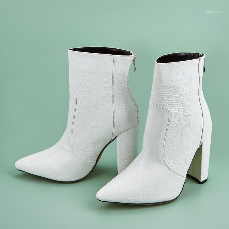 

10.5CM 2020 women's boots European and American new style stone pattern thick heel short boot thick heel intellectual code 35-421, Black