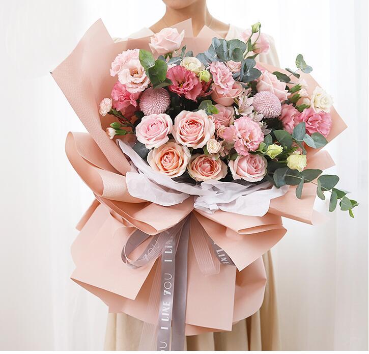

40pcs Bouquet packaging material carven paper flowers paper florist supplies waterproof embossed packing paperfree shipping