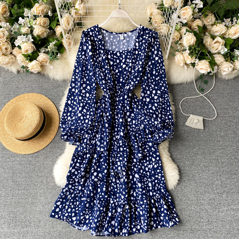 

2021 New Vintage female leopard singer in print dress neck puff the line autumn ruffle dressed long style PVG5, Pink