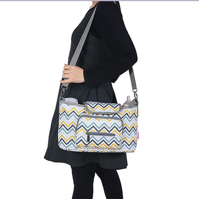 

Universal Bag Mother Ripple Shoulder Bag Waterproof Baby Diaper Mum Trolley Nappy care Storage Bolso1, Black