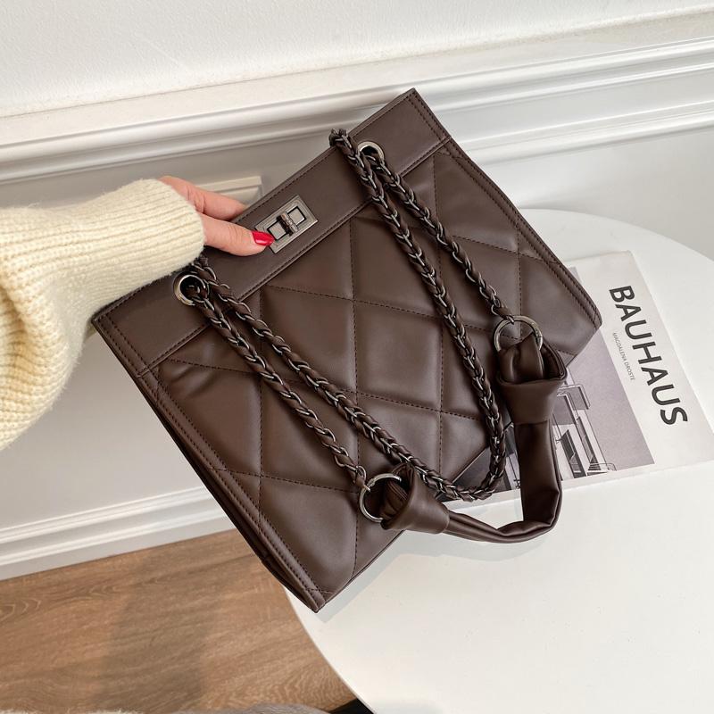 

Fashion Lingge PU Leather Handbags Shoulder Bags For Women 2021 New Ladies Chain Crossbody Bags Designer Trending Messenger Bag, Brown handbags
