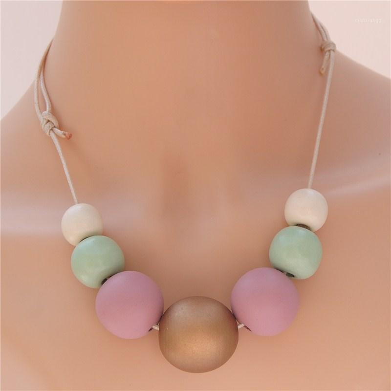 

Pendant Necklaces 1pc Colorful Wooden Necklace Nature Wood Ball Wrap Rope Chain Bohemian Style Choker Statement Jewellry1