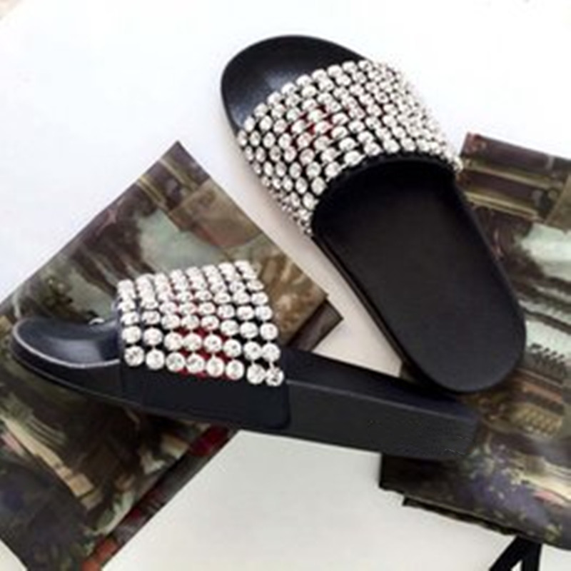 

Mens and Womens Fashion Bling Bling Crystal-embellished Leather Slides Sandals Causal Slippers with Molded Rubber Footbed, Black