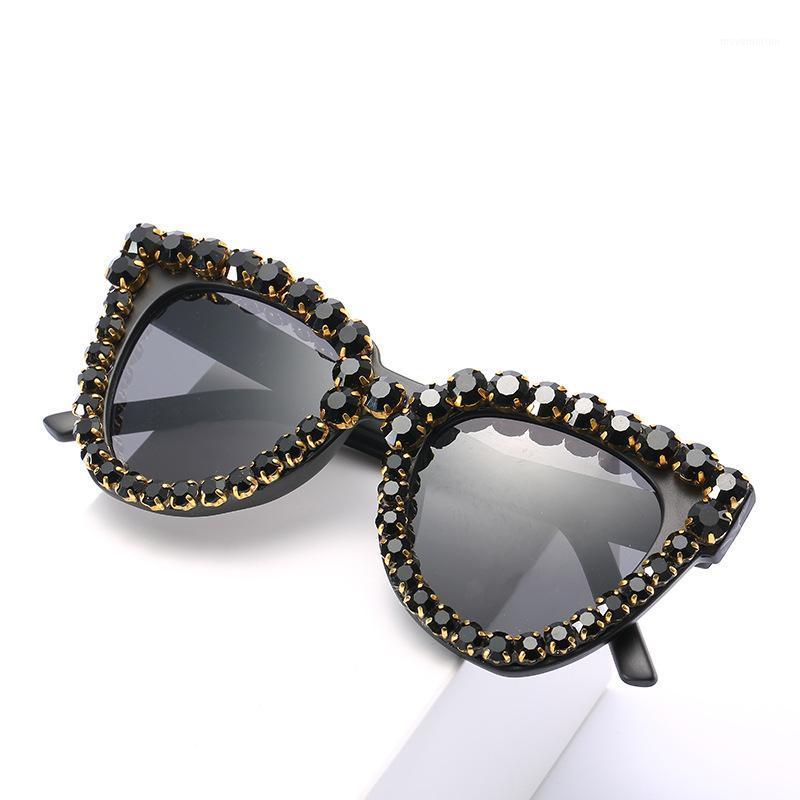 

2020 New Fashion Luxury Cat Eye Diamond Sunglasses Women Crystal Rhinestone Frame Eyewear Brand Designer Sun Glasses For Female1
