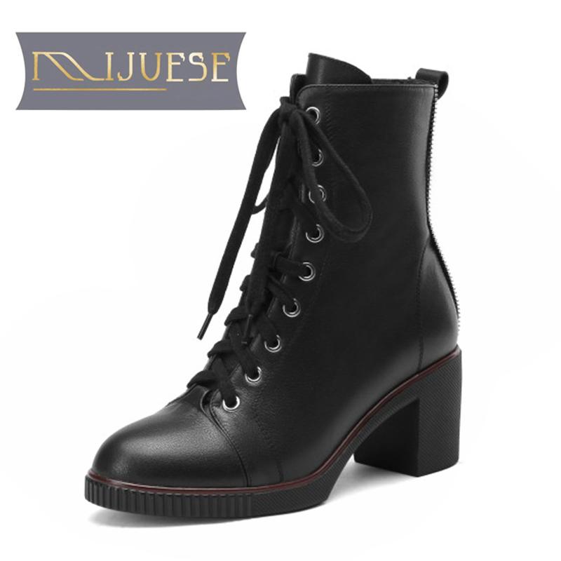 

MLJUESE 2021 women soft ankle boots cow leather zippers boots winter short plush round toe high heels women, Black