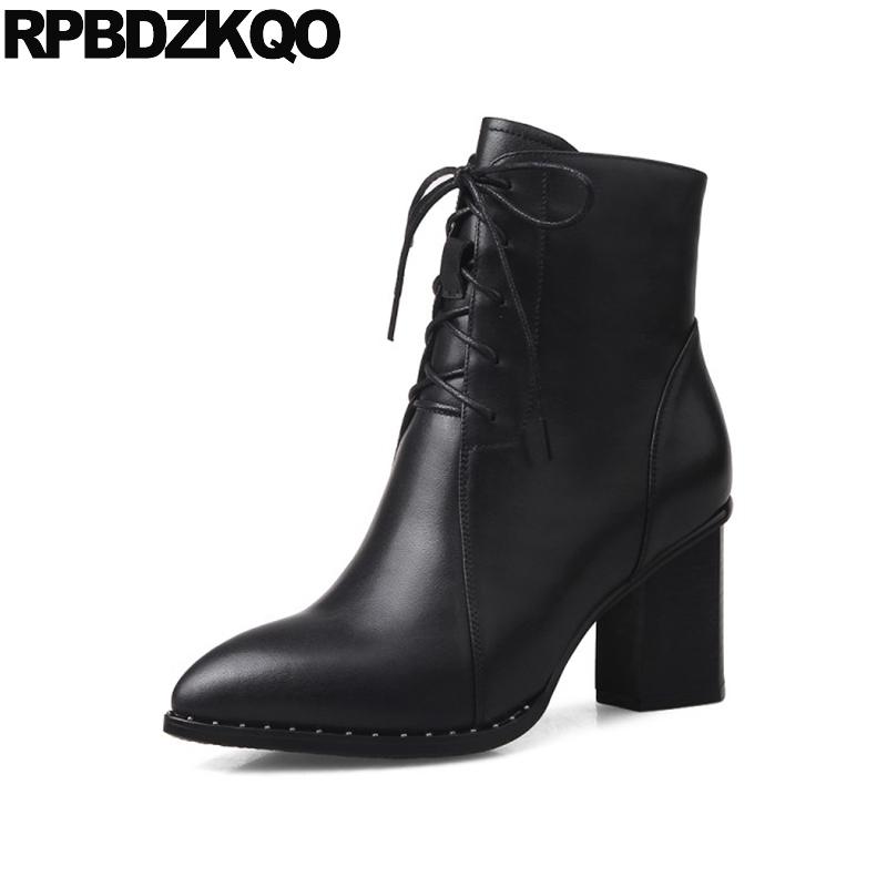 

Pointed Toe Black Lace Up Genuine Leather Ankle Short Stud Chunky High Quality Shoes Booties Women Boots Winter 2020 Heel New