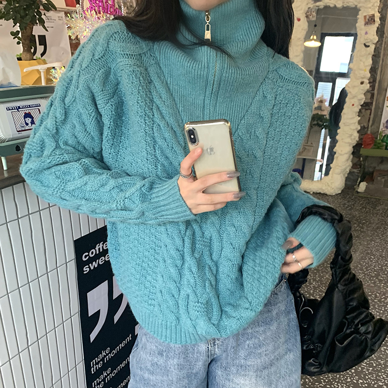 

2021 New female autumn sprained and Korean style sweaters hot zipper collar women's sweater (c9902) JB3X, Sky blue