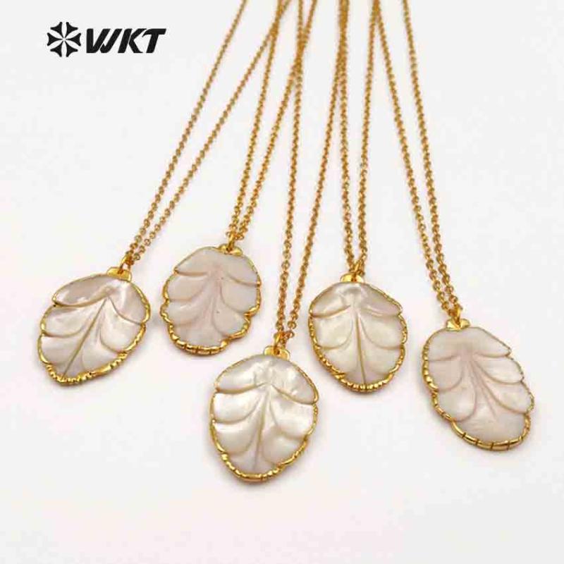 

WT-JN057 WKT Natural shell necklace leaf shape pendant with gold metal trim 18"inch chain for women jewelry making