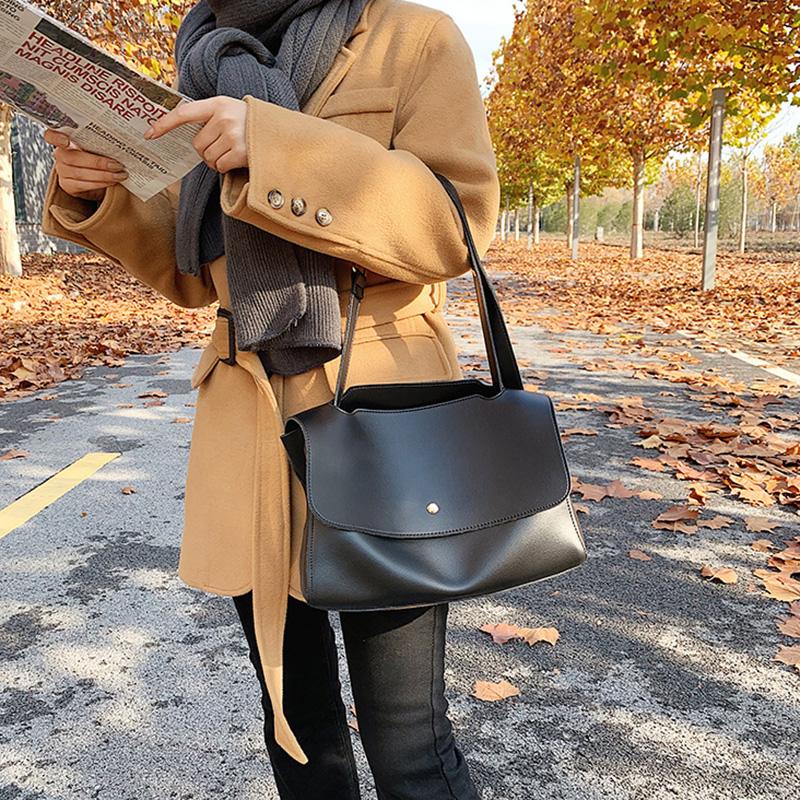 

Soft PU Leather Women Purple Underarm Bag Retro Solid Color Ladies Baguette Handbags Fashion Design Girls Small Shoulder Bags, Black