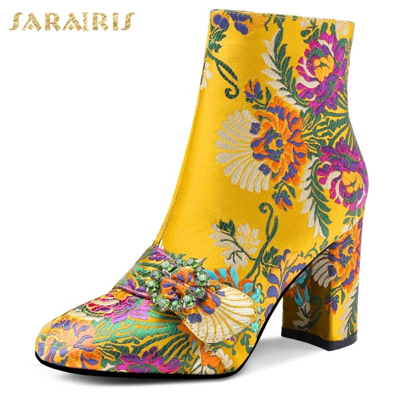 

SARAIRIS 2020 Big Size 43 Embroidery Top Quality Handmades High Heels Winter Shoes Woman Ankle Boots Female, Black no fur