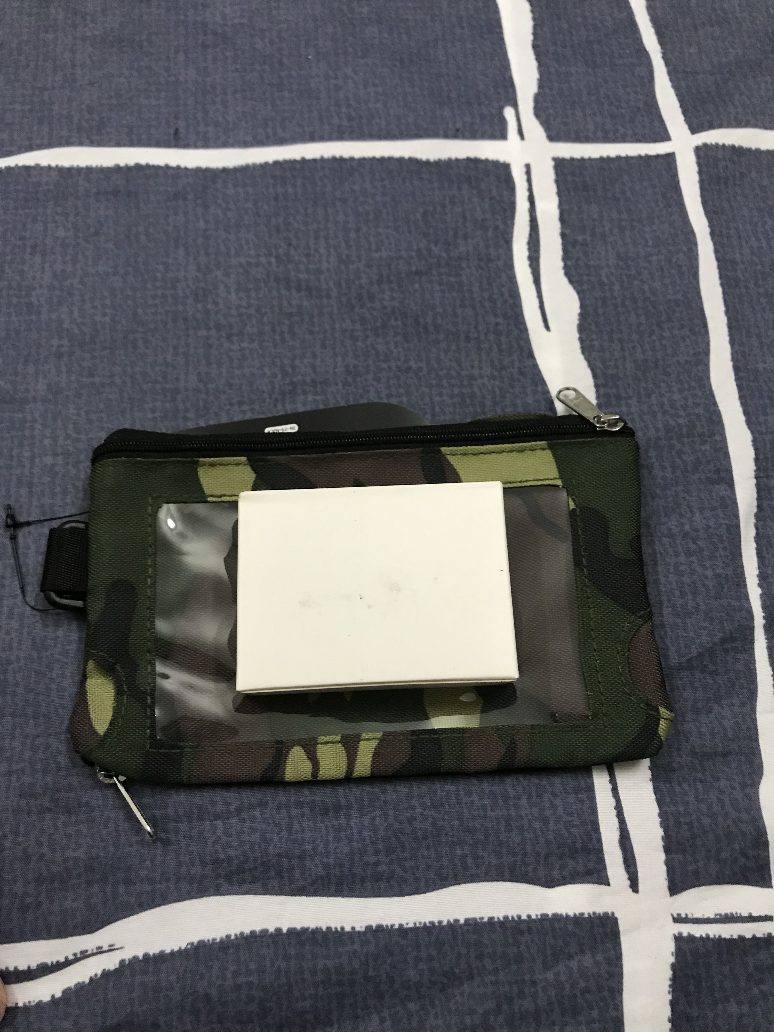 

Moblie Pouch wallet bag black red camo color