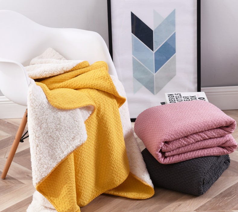 

Fish scale cashmere double blanket sofa cover blanket autumn and winter soft warm blankets pink yellow grey wholesale