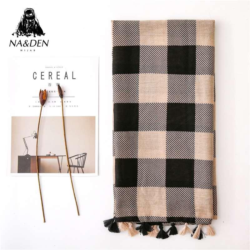 

Scarves Viscose Plaid Print Scarf With Tassel Muslim Hijab Summer Fashion Women Wraps Head Shawls Muffler 10pcs/lot