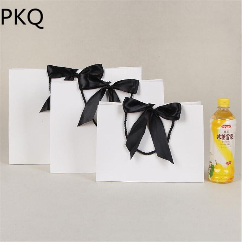

10pcs 28*9*20cm Large Paper Handle Bag With Ribbon Gift Paper Bag Wedding Gift Birthday Shopping 5 color Available