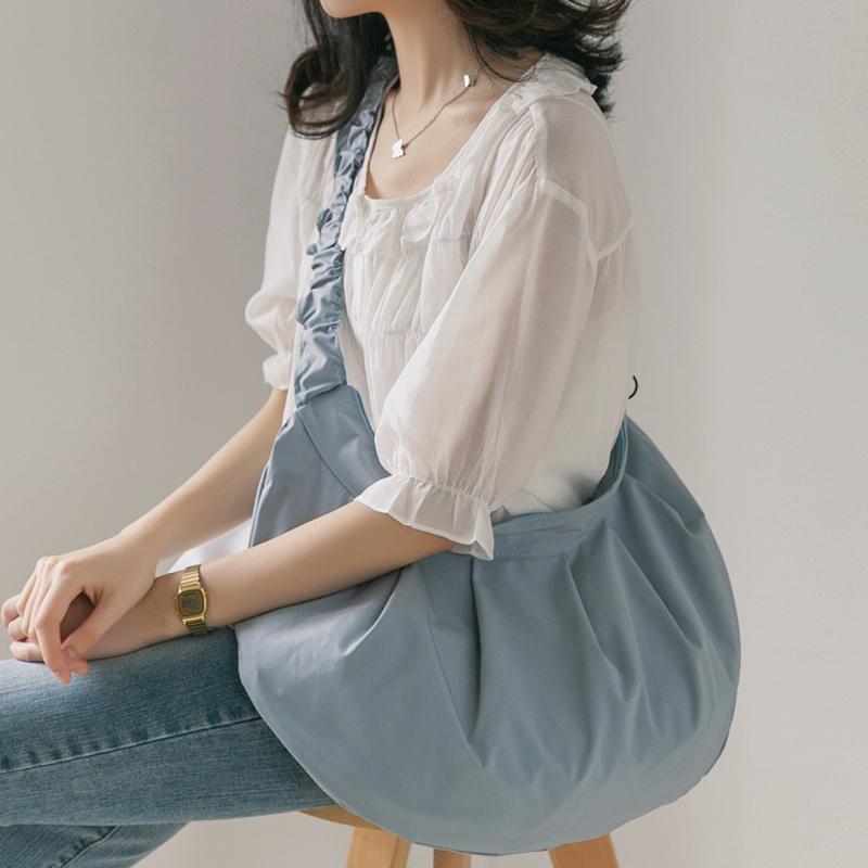 

Fashion Women Nylon Shoulder Bags Solid Color Cross Body Bag Female light Crossbody Bag Travel Handbags Lady Large Capacity Bags, Beige