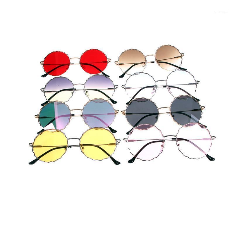 

High Quality New Vintage Stylish Metal Frame Women Men Round Plum Blossom Sunglasses Decoration Supplies Friend Gifts 8 Colors1