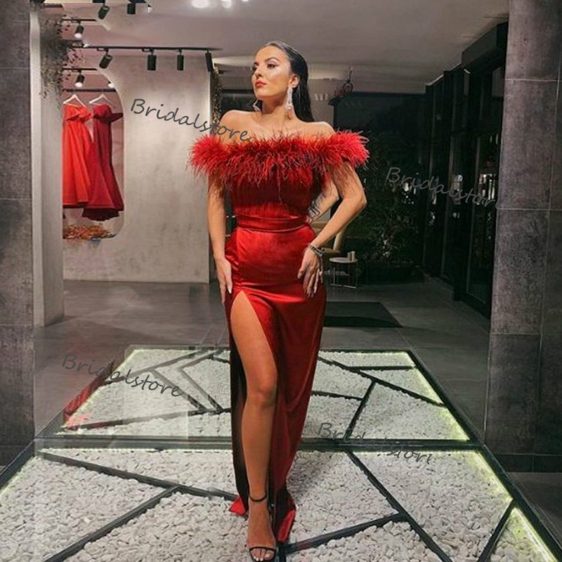 Ajusté Rouge Sirène Robes De Bal Avec Plume Sexy Sans Bretelles En Satin De Soie Haute Fente Longue Robe De Soirée 2021 Pas Cher Femmes Robe Form