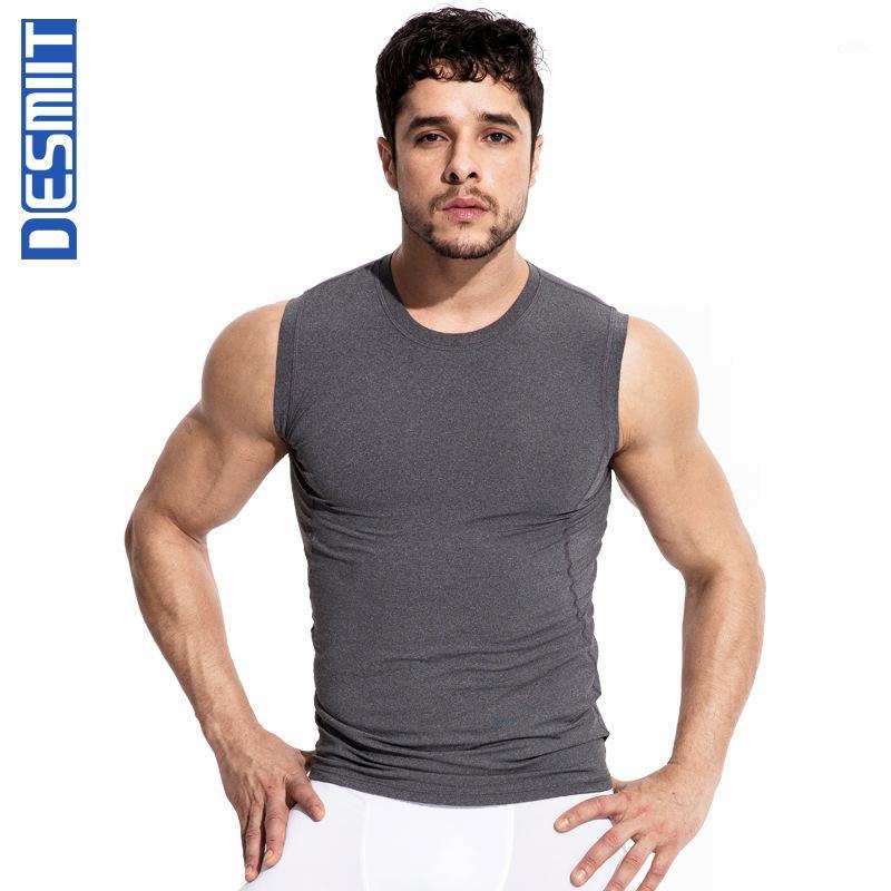 

Deiit Men Sleeveless Sports Short Sleeve Tight T-shirt Solid Color Body Hugging Quick-Dry Ultra-stretch Sports Shirt G8011, White