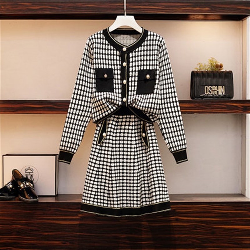 

2021 New Autumn Winter Plaid Sweater Suit Women 2 Piece Long Sleeve o Neck Button Knitted Set Crop and a Line Skirt Lcy6, Black