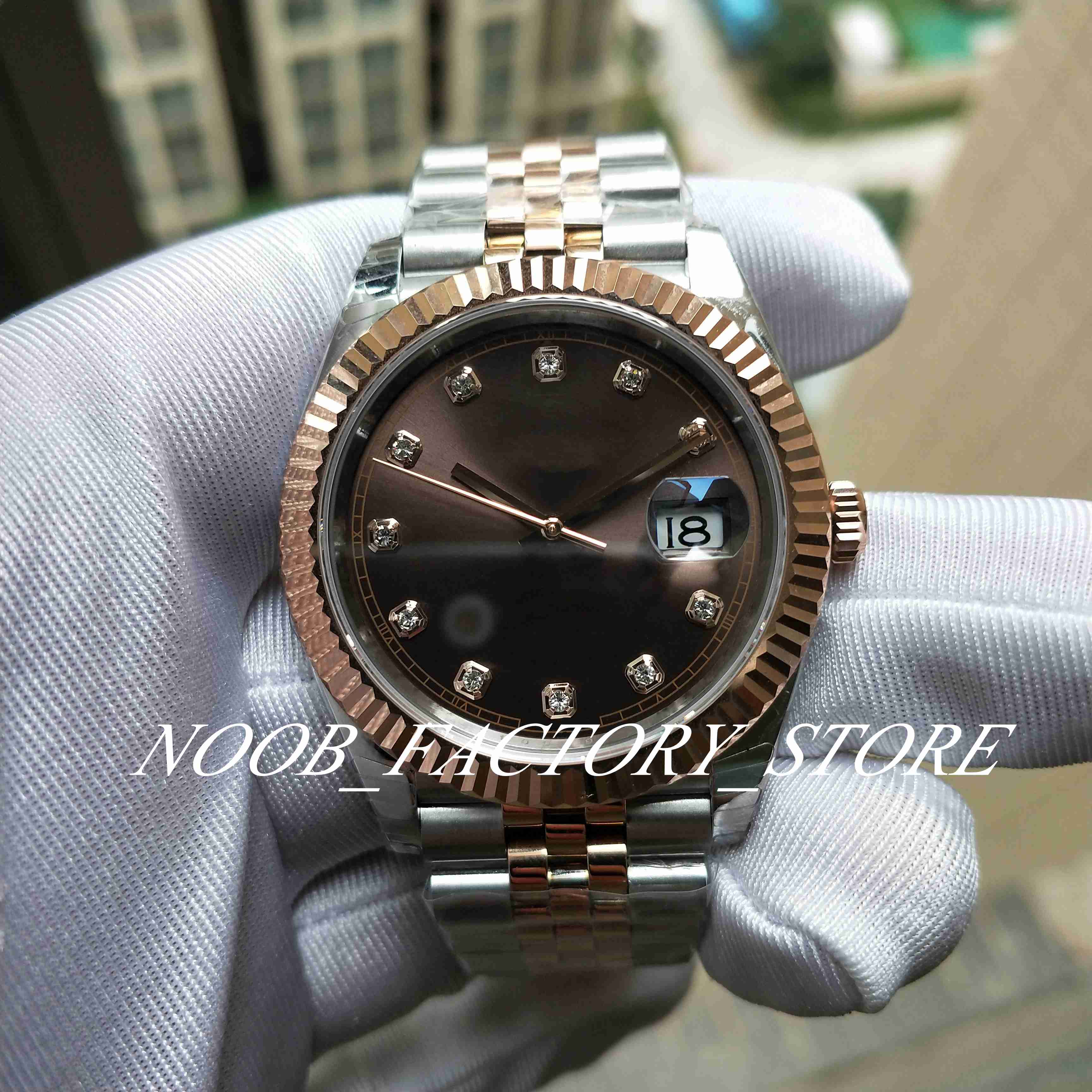 

Mens Automatic 2813 Movement 41 mm Watch Classic Watches 904L Stainless Steel Strap BP Factory Diamond dial Diving Wristwatches With Gift Box