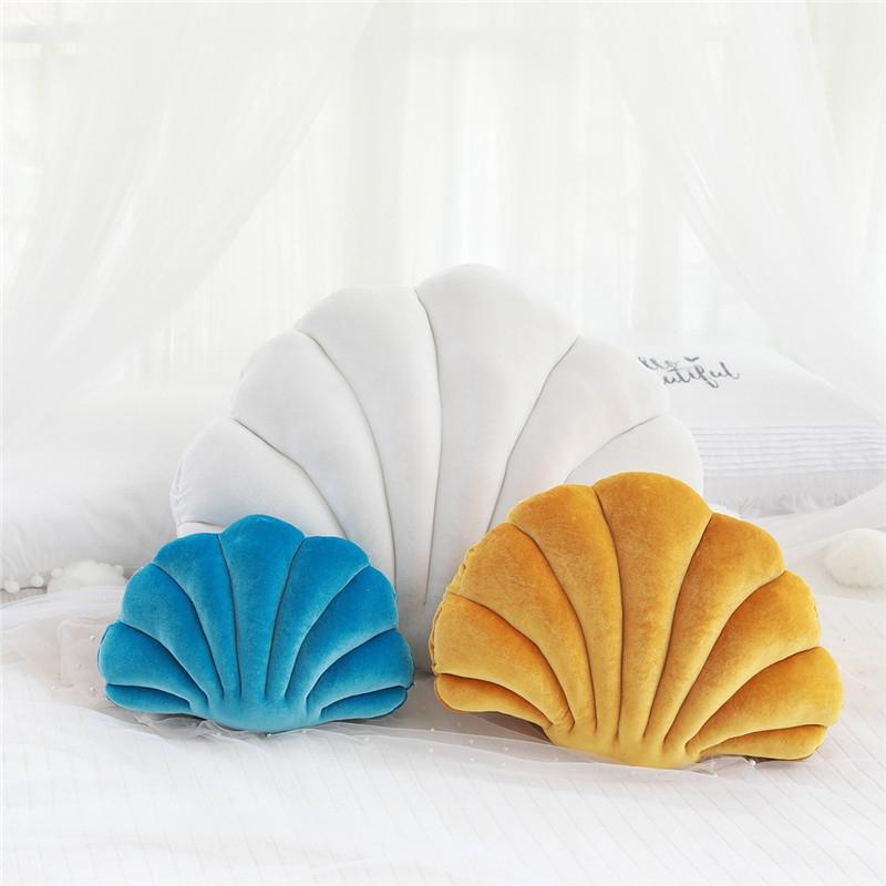 

DUNXDECO Cushion Decorative Pillow Love Present Soft Fleece Chic Fresh Sea Shell Shape Warm Home Sofa Car Decorating