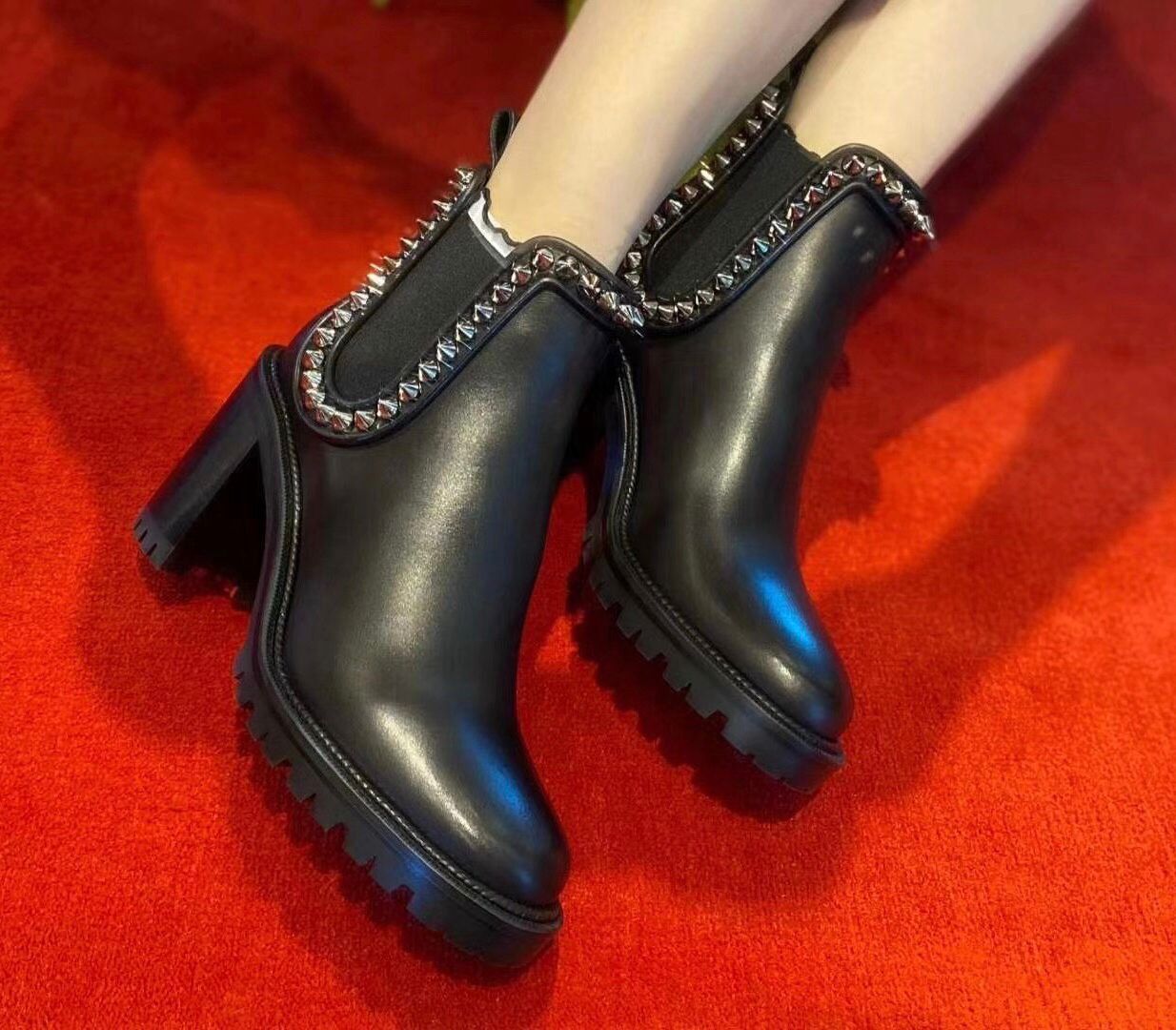 

Luxury Winter Women's Red Bottom Capahutta Ankle Boots Chunky Heels Booties Famous Designer Party Wedding Lug Sole Red Sole Boots With Box