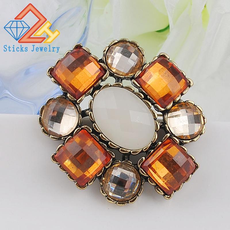 

Big Crystal Flower Brooch GoldPlated Pins and Brooches Office Lady Brooch Wedding Jewelry High Quality