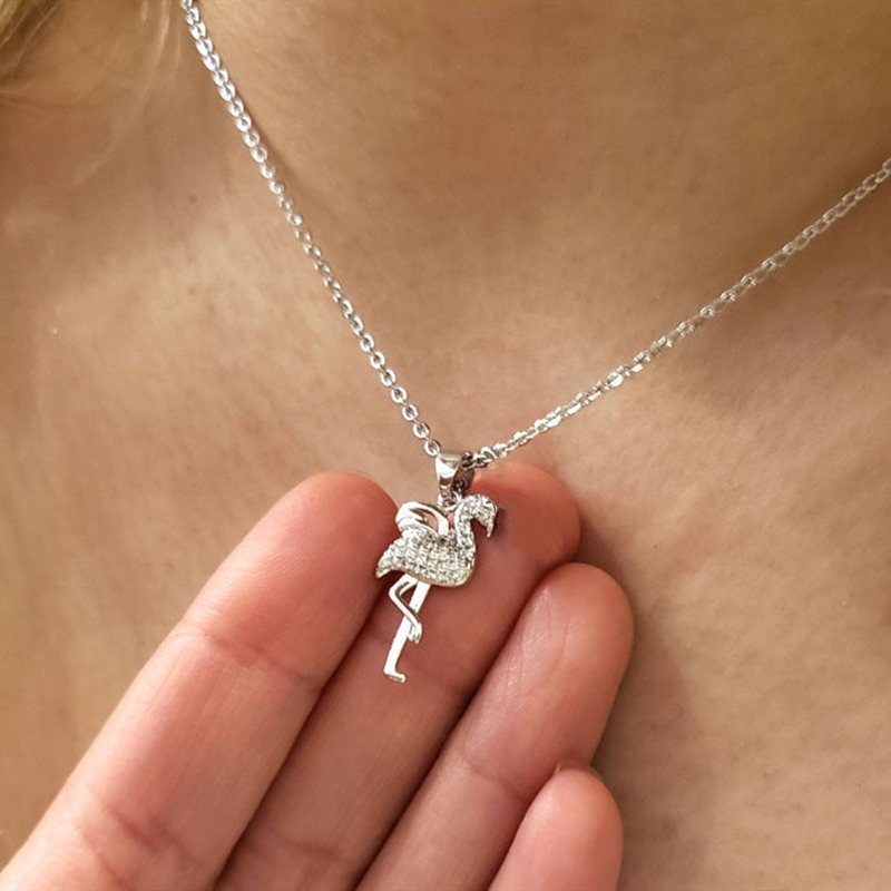 

Elegant Flamingo Necklace Wild Animal Jewelry Stainless Steel Chain Crystal Bird Pendant Necklace Women Best Friends Gifts