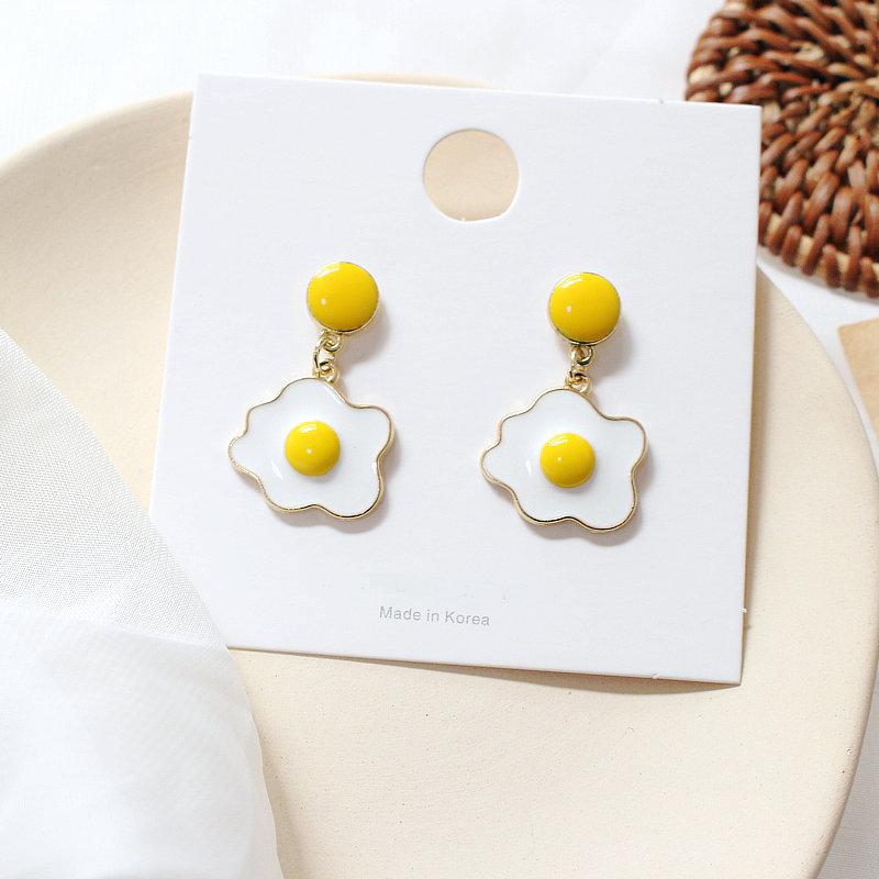 

SNCSDK Personality Creative female Cute Funny Fried Egg Women's Stud Earrings Simulation Women Earrings 2021 trend jewelry