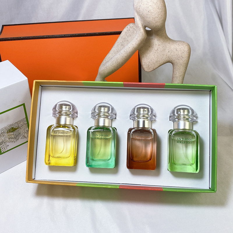 Ensemble de parfum neutre 30 ml 4 pièces vaporisateur de costume pour coffret cadeau édition de compteur EDT de la plus haute qualité pour une li