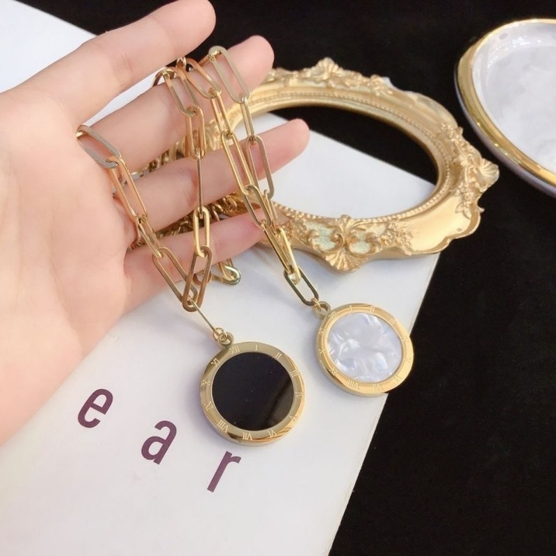 

United States with Black and White Roman Round Necklace Women's Net Red Long Titanium Steel Sweater Chain Clothes Pendant Tide