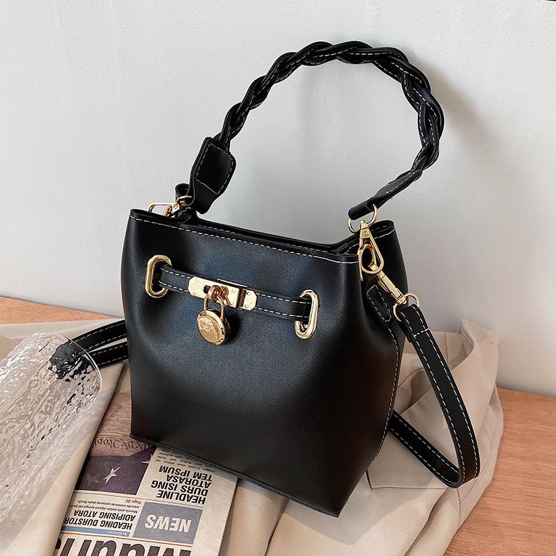 

VeryMe Composite Bucket Bag For Women 2021 Designer Lady Shoulder Crossbody Casual Female Travel Tote Handbag sac a main de luxe, Black