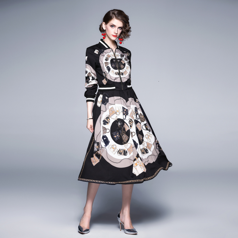 

2021 New Fashion Designer Two Piece Autumn Women Chain Printed Tracksuit Sleeve Short Jacket Coat and Long A-line Skirt Set 9jxo, As picture