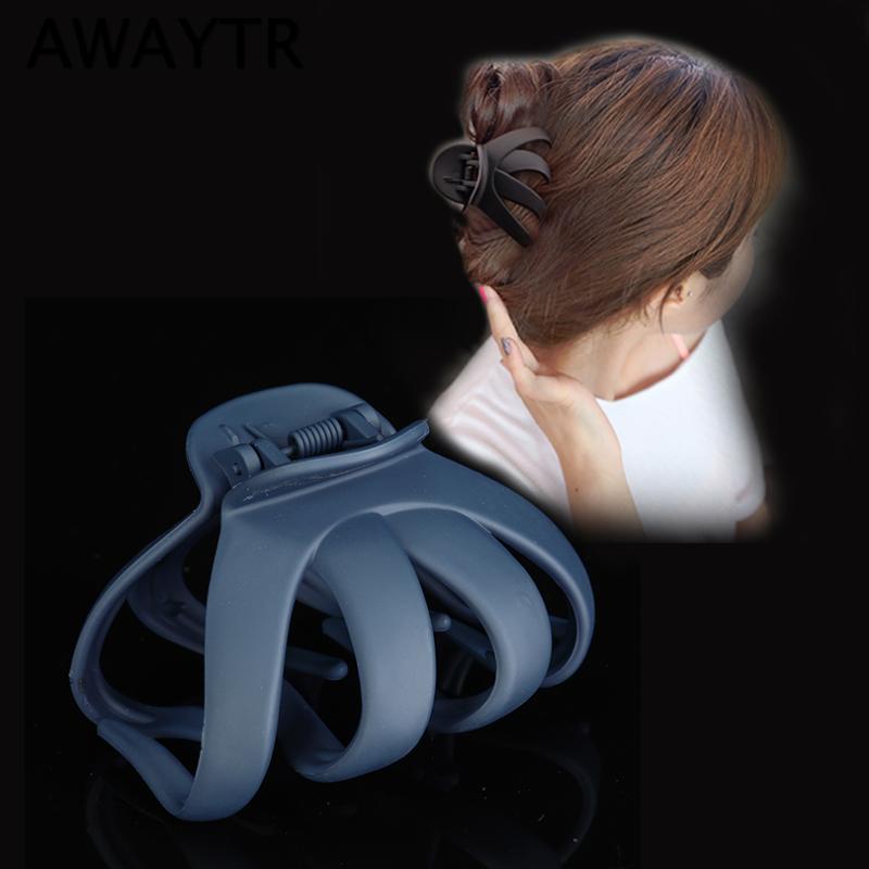 

AWAYTR Korea New Claw Clip for Women Tough Plastic Hair Claw Large Size Hair Clamps Clip Crab for Accessories
