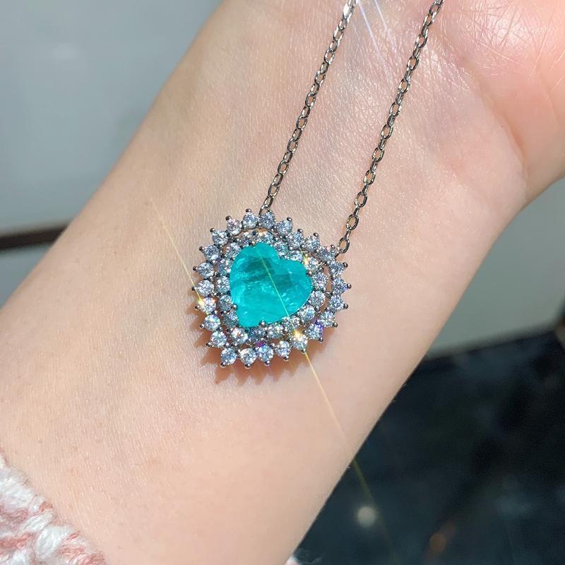 

Pendant Necklaces Elegant Love Heart Necklace For Women Paraiba Natural Stone Cubic Zirconia Silver Color Chain Green Jewelry CZ