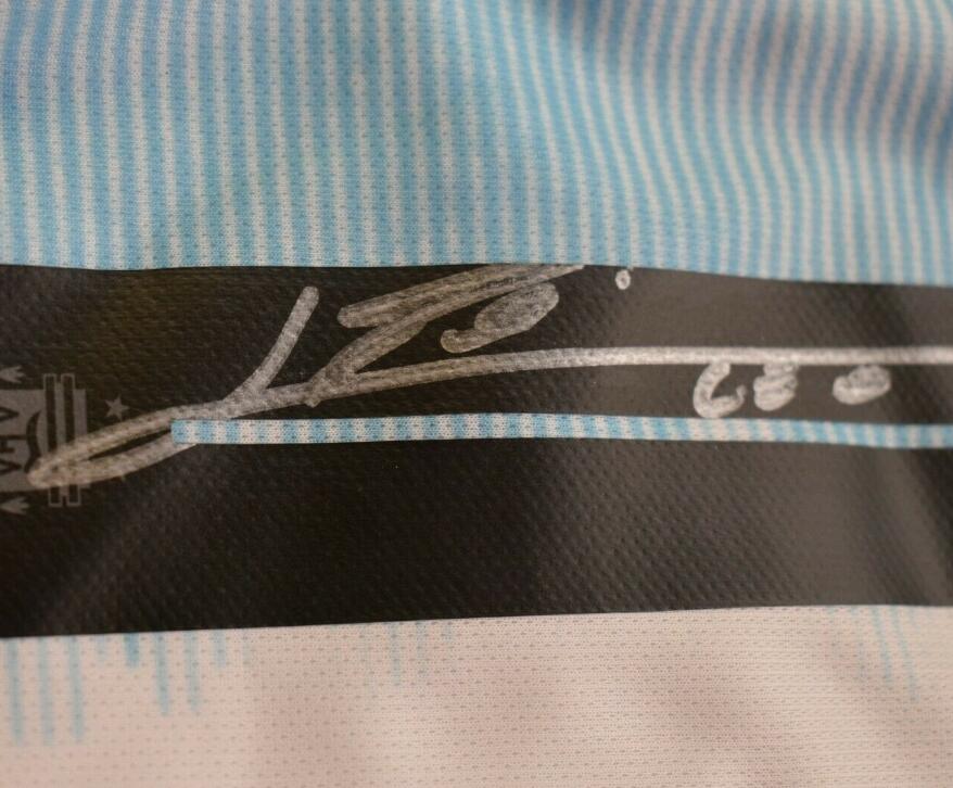 

Lionel Signed signatured Autographed Jersey shirts, Black