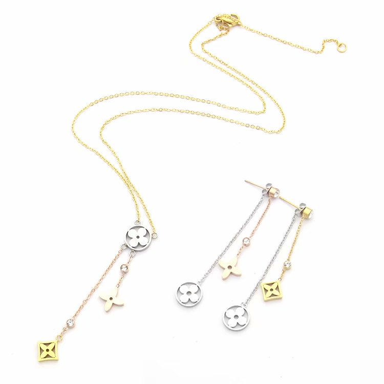 

Europe America Fashion Style Jewelry Sets Lady Women Hollow Out Three Flower With Diamond Initials Necklace Earrings Sets (1Sets), No original box
