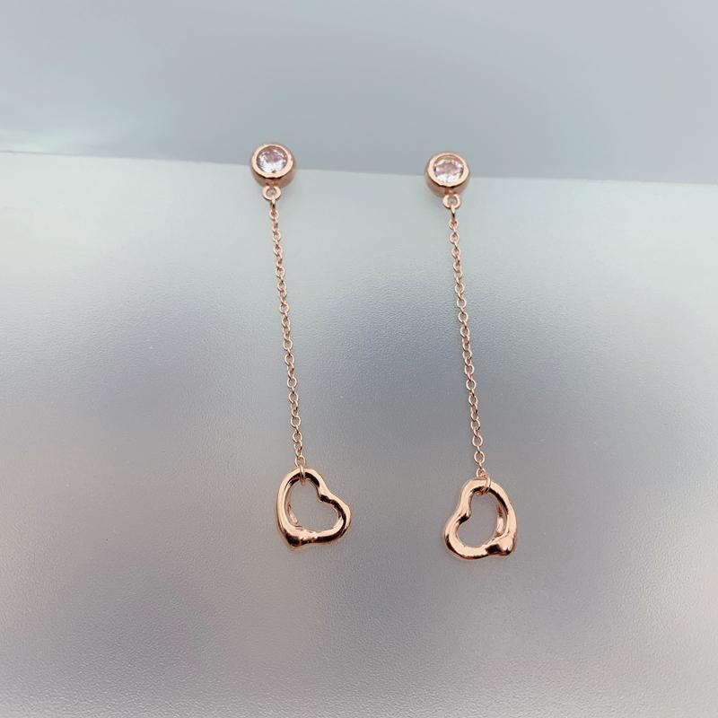 

Stud Zircon Earring 925 Sterling Silver Clavicle Silverware Heart-shaped Pendant Accessories Woman Cutout Valentine's Day Gift