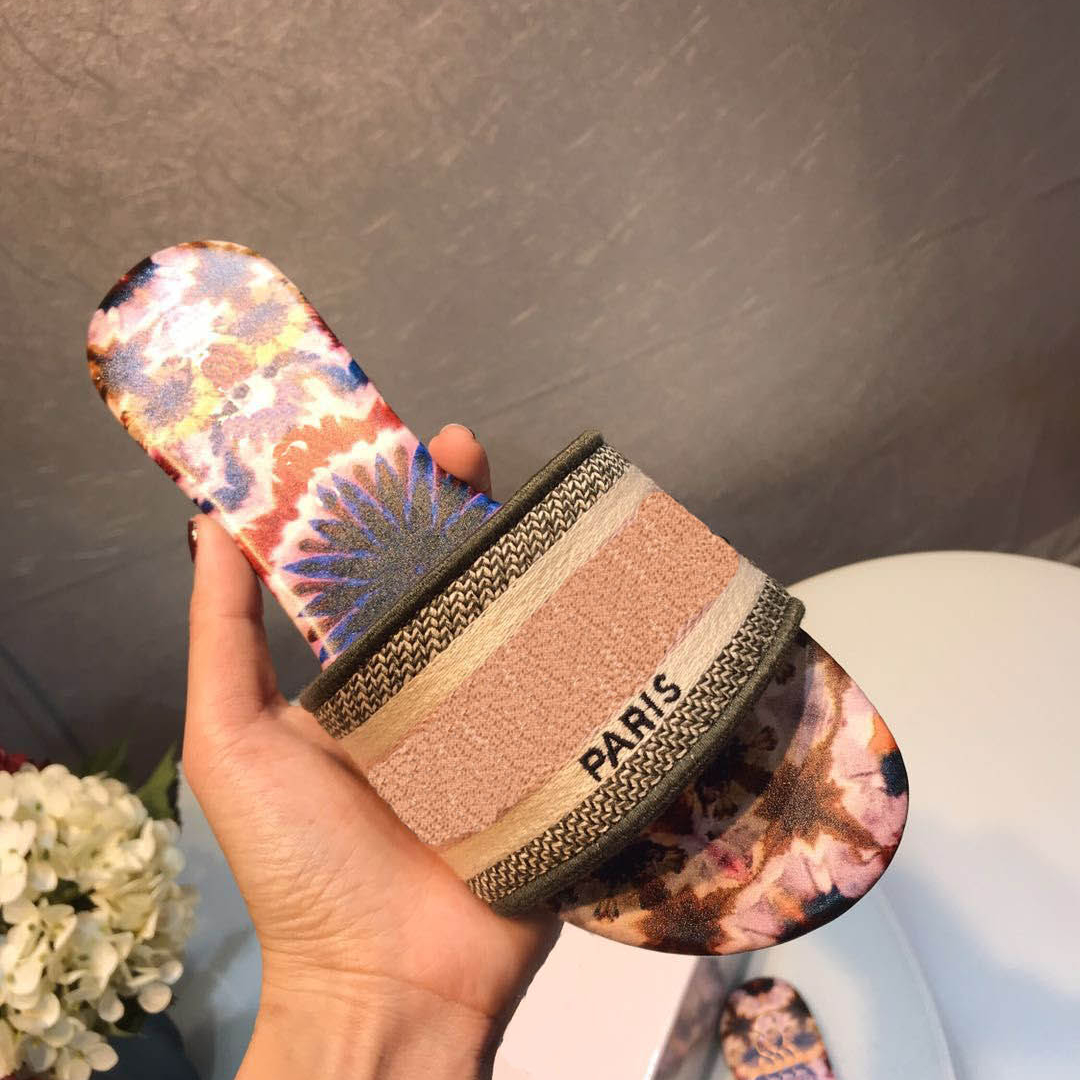 

Paris Luxury Designer Quite Nice Summer Sandals Beach Slide Slippers Ladies Flip Flops Loafers Print Leather Solid Color 36-46 with Box dfsdgr, Black