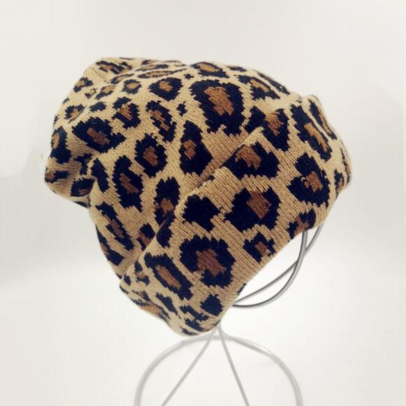 

2020 Winter Women Leopard Beanie Hats Hot Sale Warmer ladies' Hats Fashion Leopard Print Knitted Winter Skulles Caps