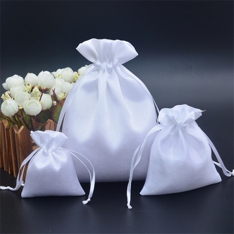 

50pcs/lot 7x9, 10x12, 16x20 cm Black White Satin Pouch Drawstring Bags For Jewellery Pouches Makeup Wig Packaging Gift Bag T200602