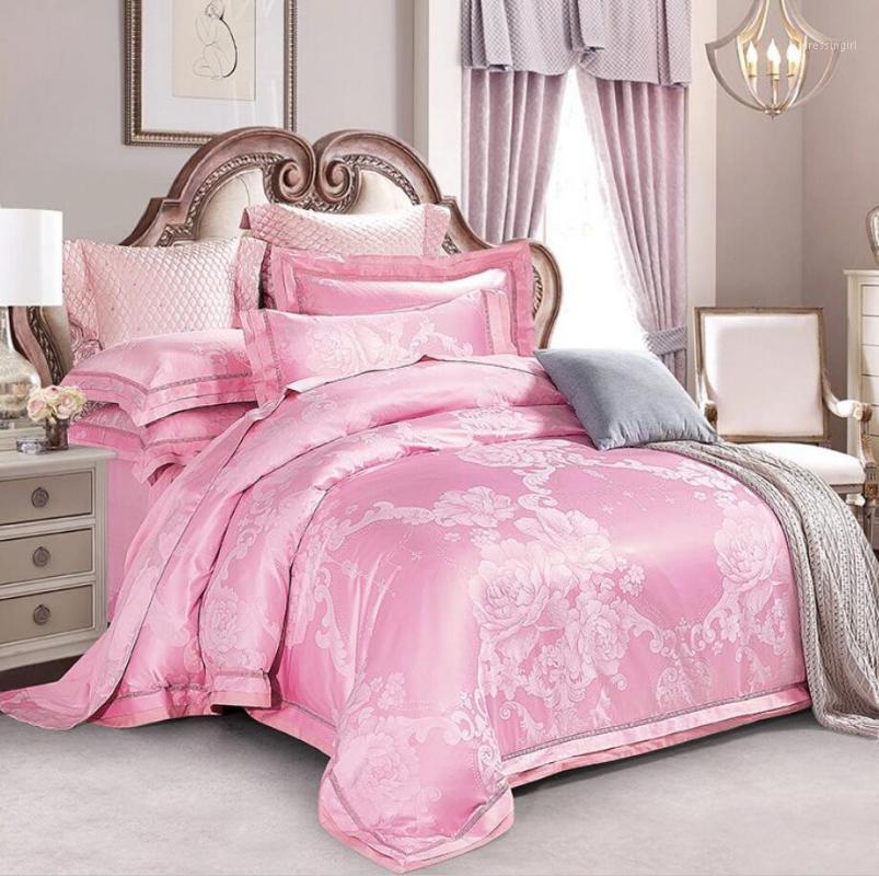 

Wedding Bedding Sets Jacquard Satin Duvet Cover Set Queen King Size Pink Princess Bedclothes Bed sheet Linen Dropshipping1