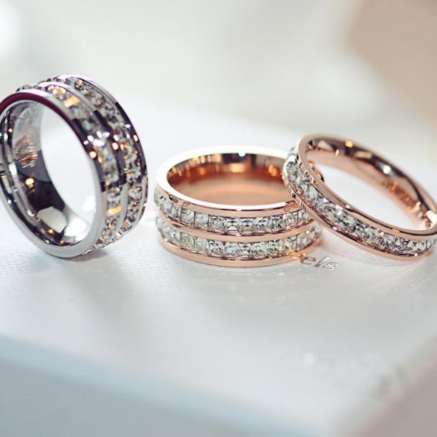 

Hot sale Double crystal Woman Fashion Ring Rose Gold color Filled Titanium Steel Rings For Women Female Fine Jewelry Whose sale